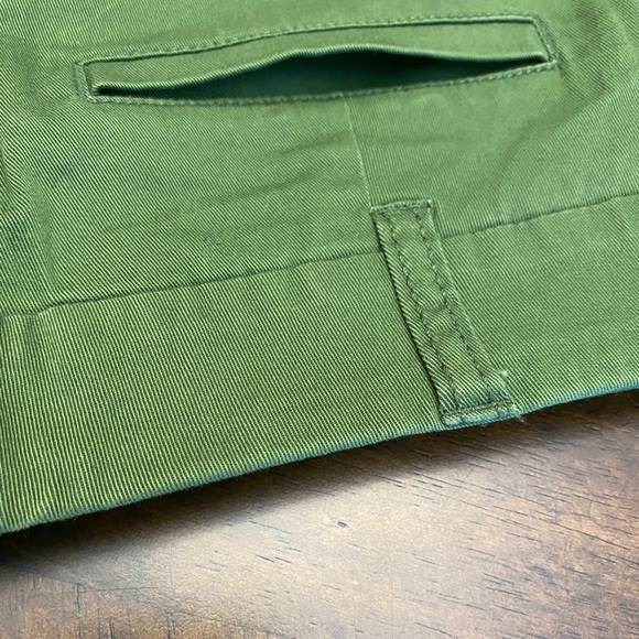 J. Crew Chino Green Shorts Size 6 NWT - Picture 3 of 10